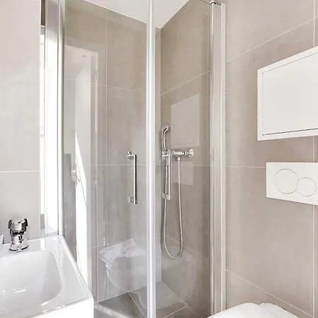 Апартаменты Cosy For 2p With A-c - Near Montmartre *